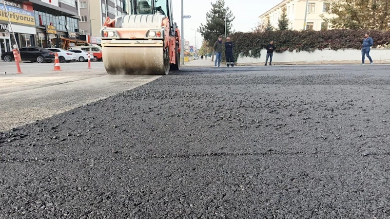 Büyükşehir’den Afşin’e 35 Milyon TL’lik Yol Yatırımı