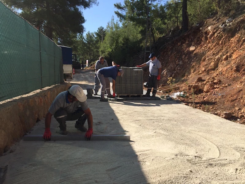 Kemer’de genelinde çalışmalar devam ediyor