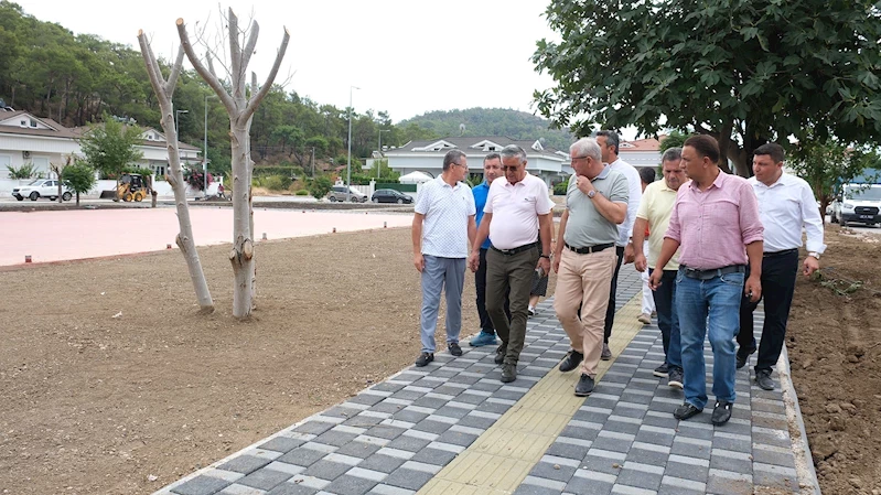 Başkan Topaloğlu park çalışmasını inceledi