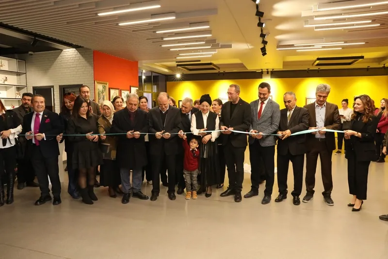 Sanatçı Sibel Salırlı