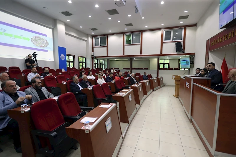 Yazlık Katlı Kavşağı için bilgilendirme toplantısı: Vatandaşlar merak ettiklerine cevap aradı