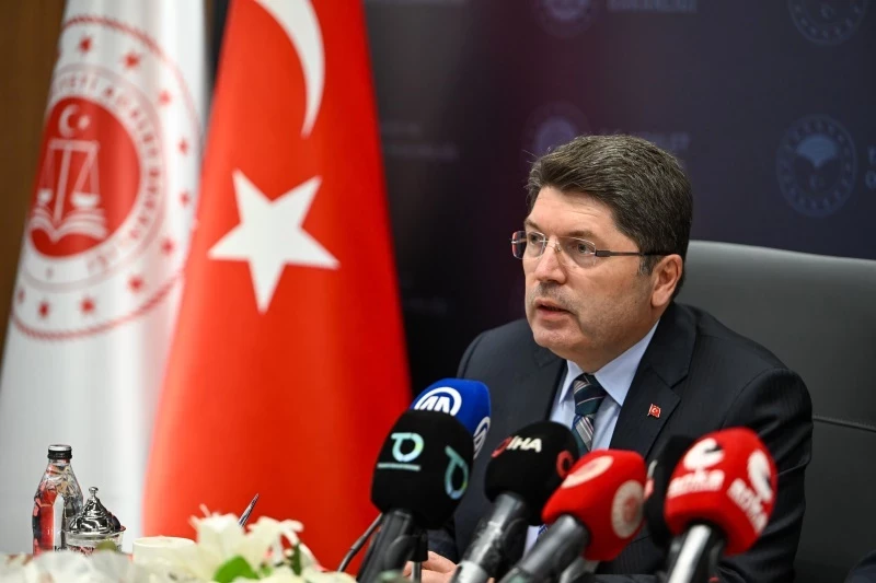 ADALET BAKANI TUNÇ İLE TARIM VE ORMAN BAKANI YUMAKLI İŞYURDU ÇALIŞMALARININ DESTEKLENMESİNE İLİŞKİN PROTOKOLÜ İMZALADI