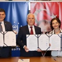 Büyükşehir’de toplu sözleşme için imzalar atıldı
